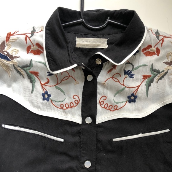 Urban Outfitters, Western Shirt Top, Dark Blue/Black with Floral Motifs, Small - Picture 5 of 7